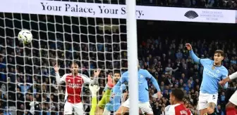 Manchester City ve Arsenal Beraberlikte Buluştu: 2-2