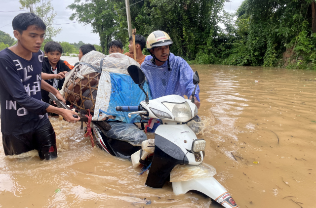 Myanmar'da Yagi Tayfunu felaketi: Can kaybı 384'e yükseldi