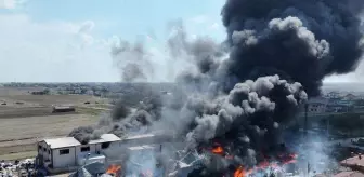 Kapaklı'da Fabrikada Yangın Çıktı, 2 Saatte Kontrol Altına Alındı