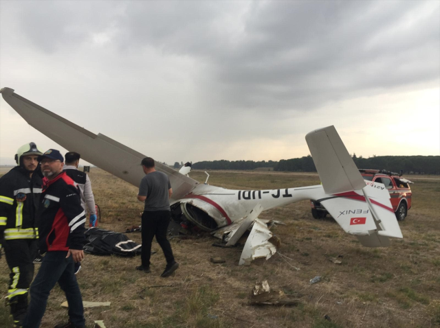 Bursa'da eğitim uçağı düştü! 2 pilot hayatını kaybetti