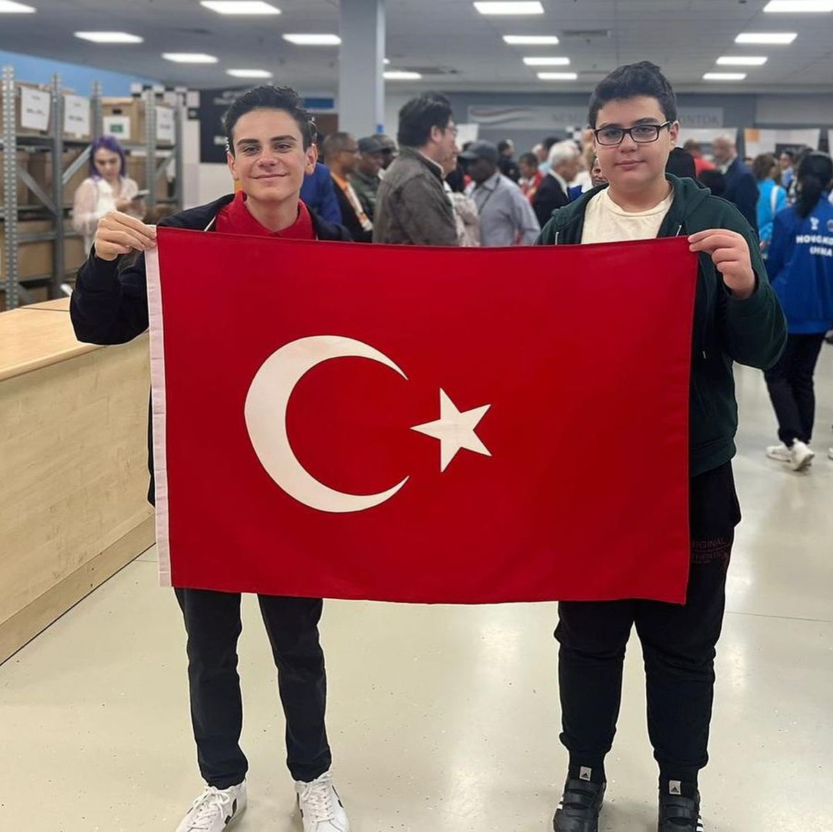 Türk Gençleri Dünya Satranç Olimpiyatları'nda Başarı Gösterdi