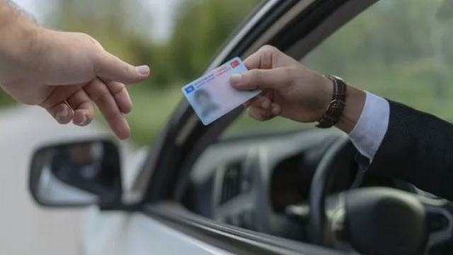 The time is running out for those who do not renew their driver's licenses! Penalty is 12,000 TL