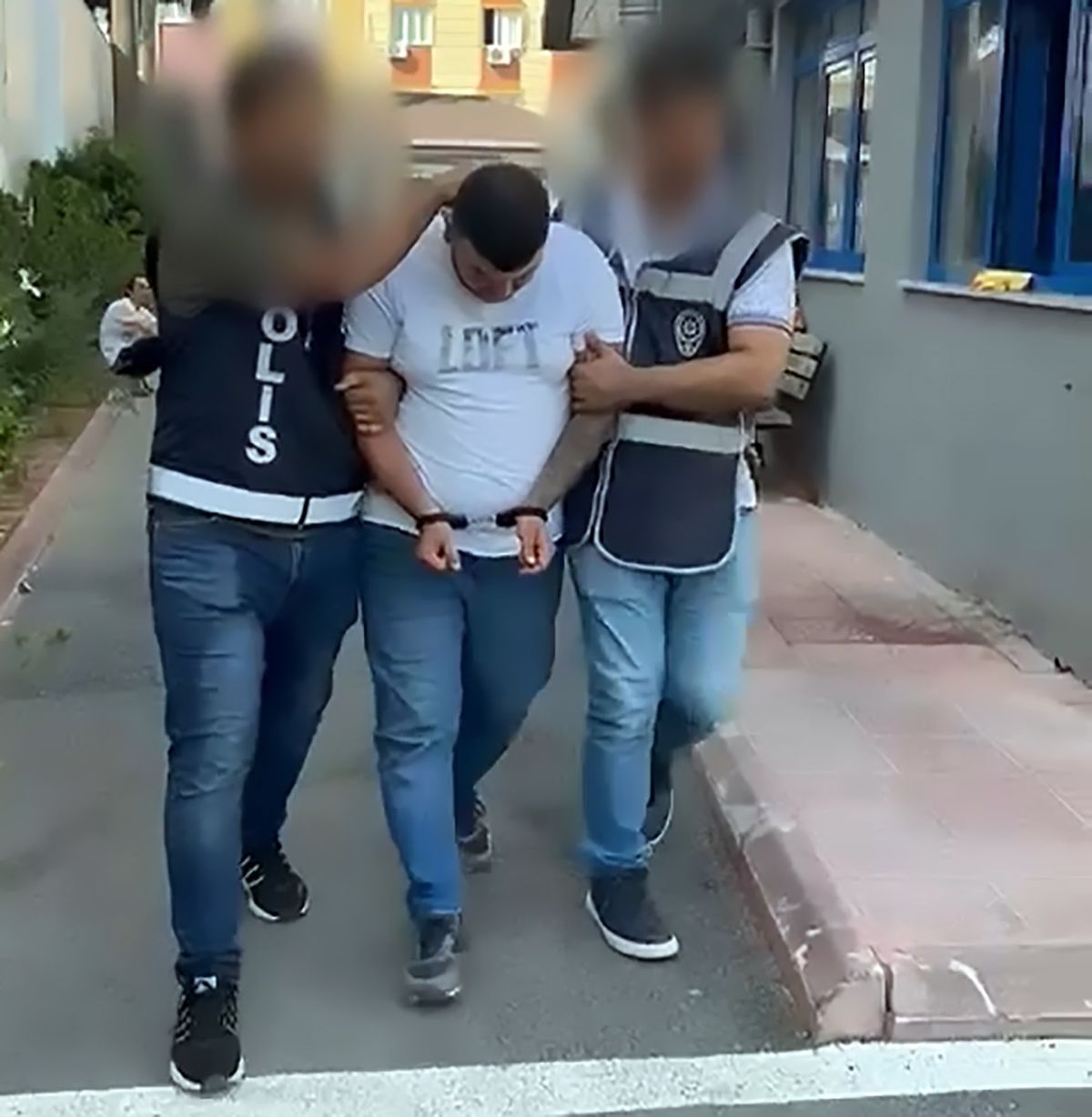 Ölüm Tehdidiyle Eşiyle Karşılaşan Kadın, Polise Sığındı