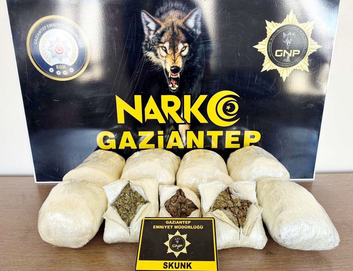 Gaziantep'te 5 Kilo Skunk Ele Geçirildi, 2 Şüpheli Gözaltına Alındı