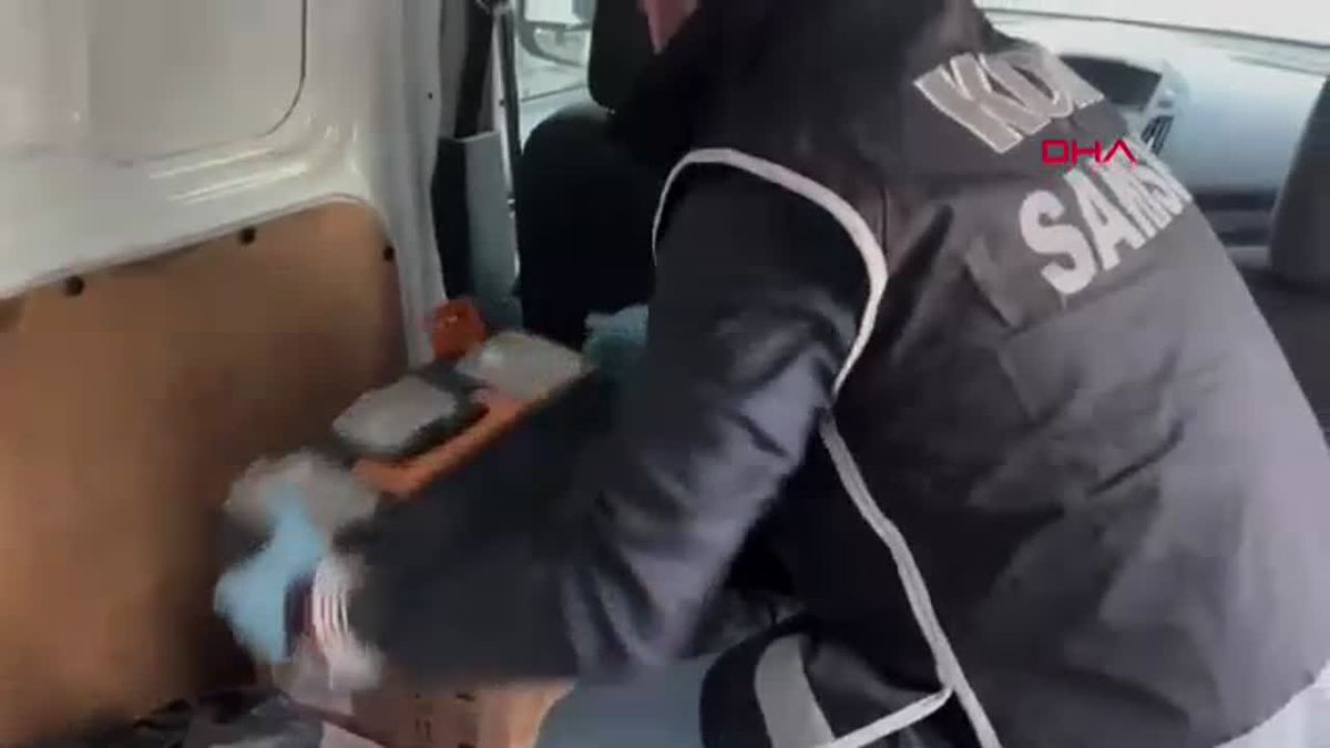 Samsun'da Ruhsatsız 15 Tabanca Ele Geçirildi