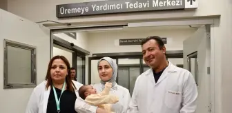 Tüp Bebek Tedavisiyle Gelen Mutluluk: Çocuğa Doktorun İsmi Verildi