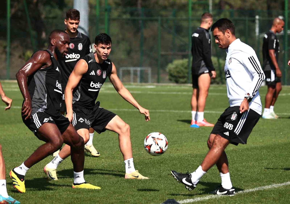 Beşiktaş, Ajax Maçı Hazırlıklarına Başladı