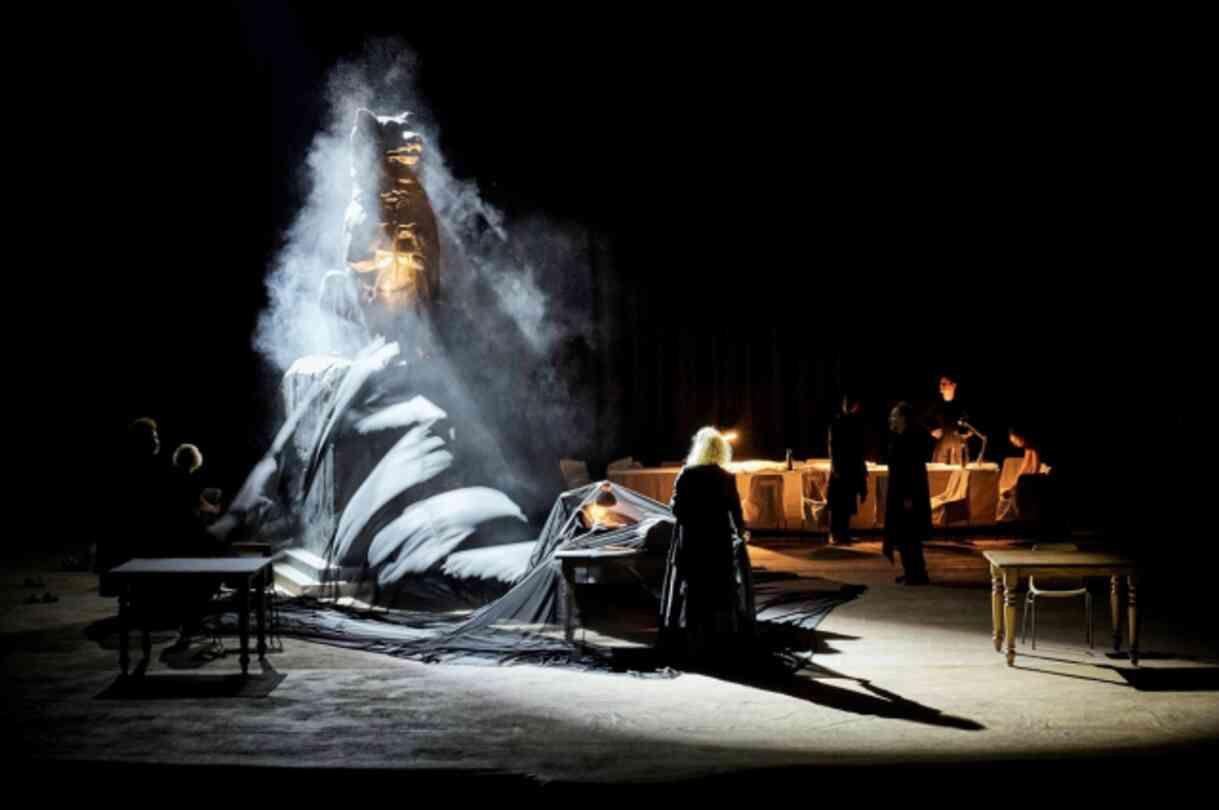 Comadie- Française Türkiye'ye ne zaman gelecek? Comadie- Française tiyatro topluluğu Türkiye'ye mi geliyor?