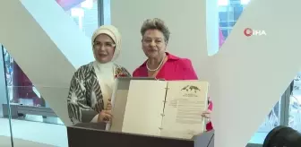 Emine Erdoğan, New York'ta geleneksel köklü Türk çeyiz geleneğini dünyaya tanıttı