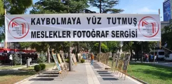 Eskişehir'de 'Kaybolmaya Yüz Tutmuş Meslekler' Sergisi Açıldı