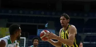 Fenerbahçe, Bursaspor'u Farklı Geçti: 107-66