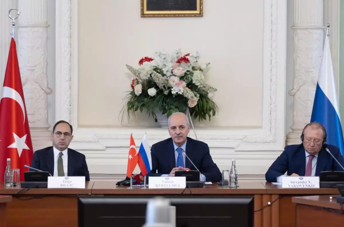 TBMM Başkanı Kurtulmuş, Rusya Dışişleri Bakanlığı Diplomasi Akademisini Ziyaret Etti