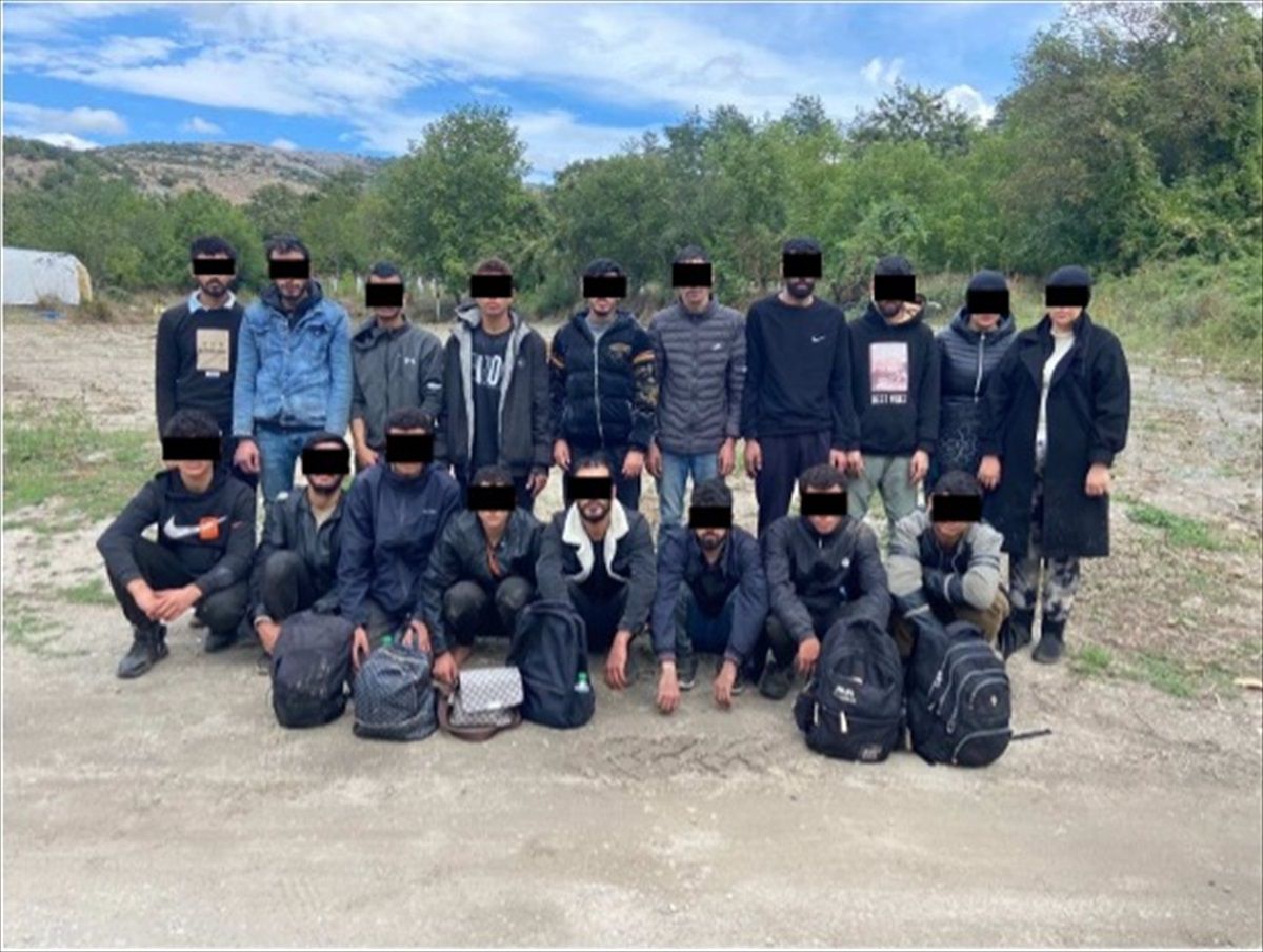 Kırklareli'nde Düzensiz Göçmen Operasyonu: 253 Yabancı Yakalandı