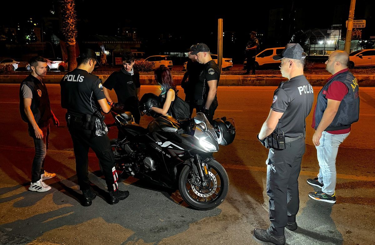 Mersin'de Motosiklet Sürücülerine Yönelik Şok Uygulama