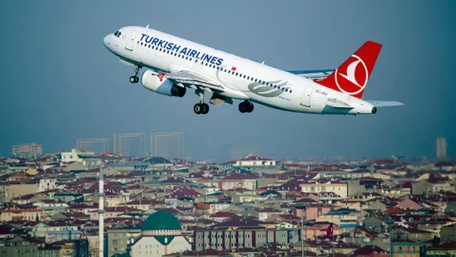 Turkish Airlines is acquiring Pakistan's major airline company.