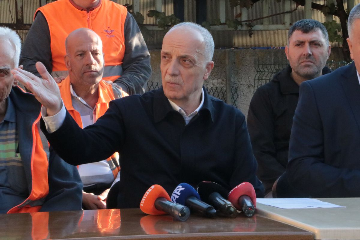 TÜRK-İŞ Genel Başkanı Atalay'dan Demir Yolu İşçilerine Destek: 'Hayat Pahalılığına Dikkat Çekiyoruz'