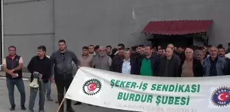 Türk- İş'ten 'geçinemiyoruz' Eylemi... Burdur Şubesi: 'Mutlu Bir Azınlık Dışında Halkımız Geçim Sıkıntısıyla Mücadele Etmektedir'