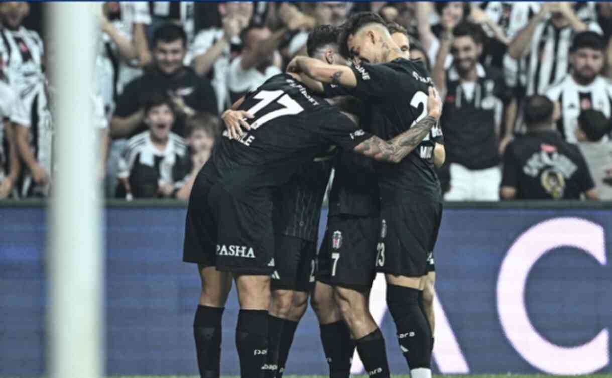 Ajax Beşiktaş maçı muhtemel 11'i ne, kadroda kimler var?