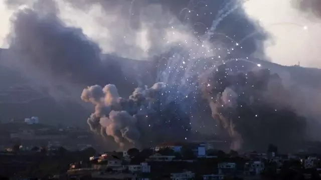 Lebanon is under fire! Israel has launched a comprehensive airstrike.