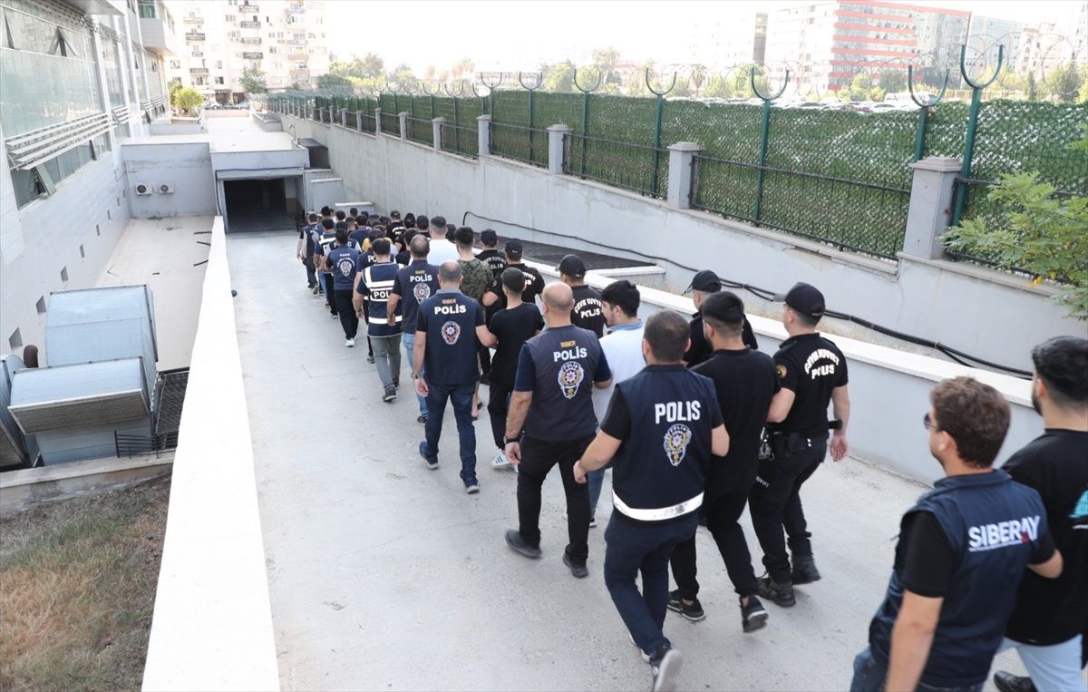 Mersin'de Yasa Dışı Bahis Operasyonu: 18 Tutuklama