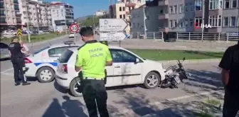 Sinop'ta Otomobil Motosiklete Çarptı: 1 Yaralı