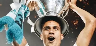 Varane futbolu bıraktı mı? Raphael Varane neden futbolu bıraktı?