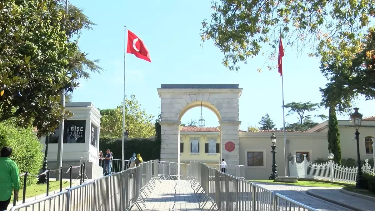 Yıldız Sarayı'nda Mehteran Gösterisi Coşkusu