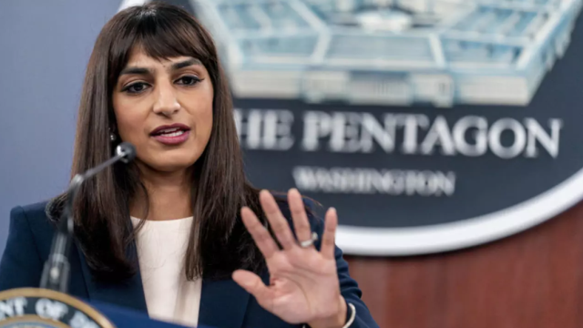 Pentagon Sözcüsü Sabrina Singh.