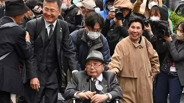 A man who was sentenced to death for killing four people in Japan has been acquitted 56 years later.