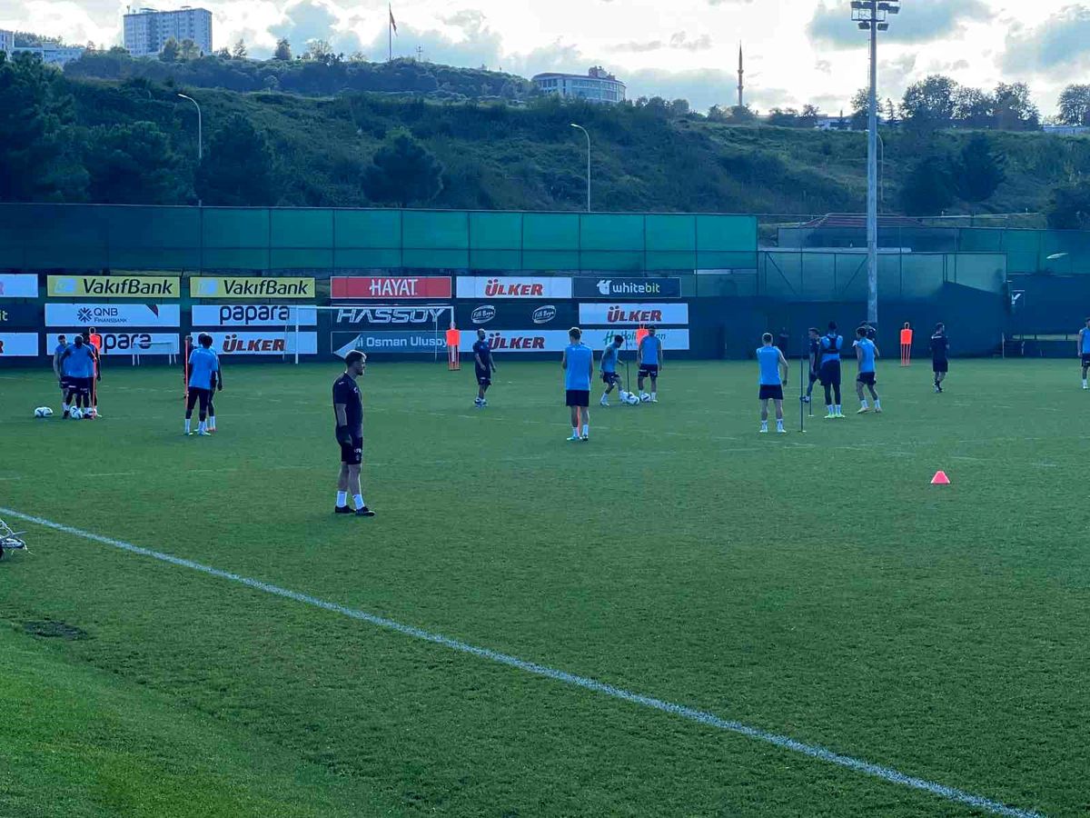 Trabzonspor'da Konyaspor Maçı Hazırlıkları 7 Eksikle Devam Ediyor