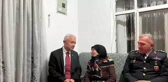 Kırklareli Valisi Uğur Turan, Şehit Ailelerini Ziyaret Etti