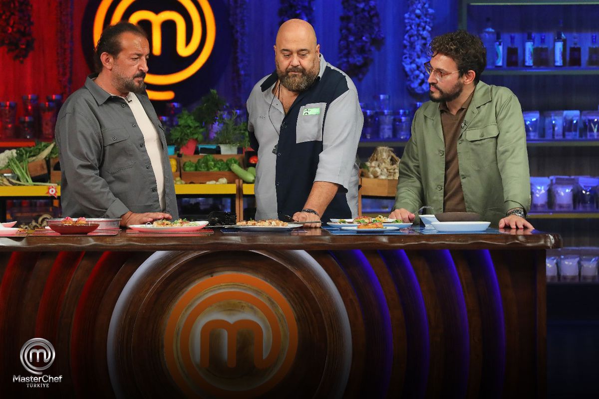 Masterchef kim kazandı? Dün akşam Masterchef'te ödül oyununu hangi takım kazandı?