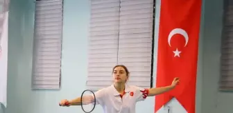 18 Yaşındaki Milli Badmintoncu Sinem Yıldız, Dünya Gençler Şampiyonası'nda Madalya Peşinde