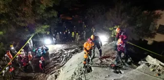 Tunceli'de Depreme Dayanıksız Lojmanın Yıkımı ve Tatbikat Gerçekleştirildi