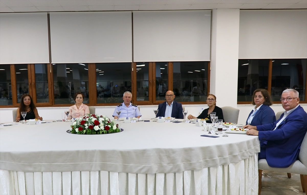 Hava Kuvvetleri Komutanı Şehit Aileleriyle Bir Araya Geldi