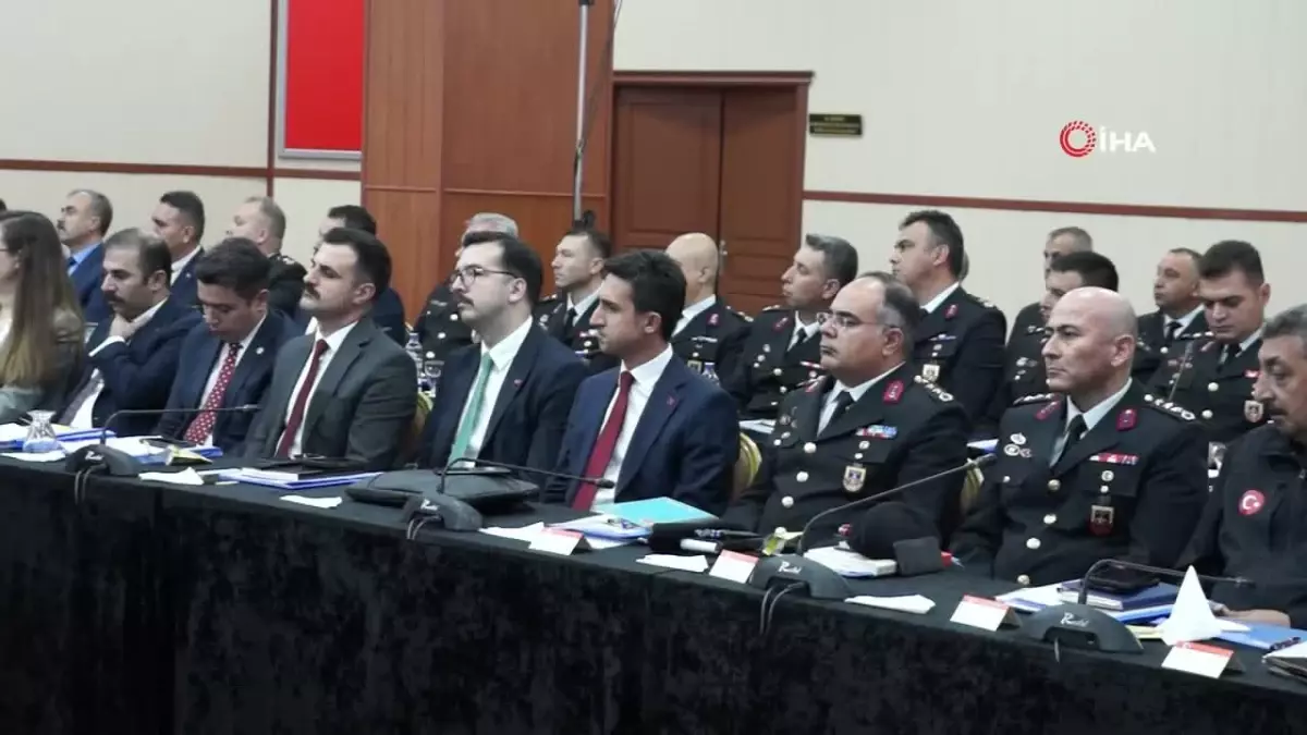 İçişleri Bakanı Yerlikaya: 'Birliğimiz beraberliğimize kardeşliğimize pusu kuran terör örgütlerine bir kuruş bile gitmemesi için çalışıyoruz'