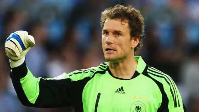 Extraordinary event! Jens Lehmann, who lost his temper, attacked his neighbor with a saw.