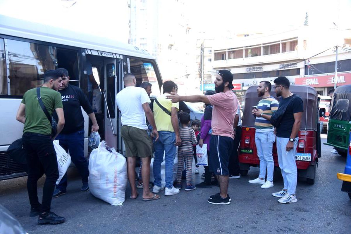 İsrail'in Lübnan'a Hava Saldırıları Göç Hareketliliğini Artırdı
