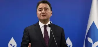 Ali Babacan'a rakip çıktı! 'Anketlerde yüzde 0,35'e düştük' sözleriyle adaylığını resmen açıkladı