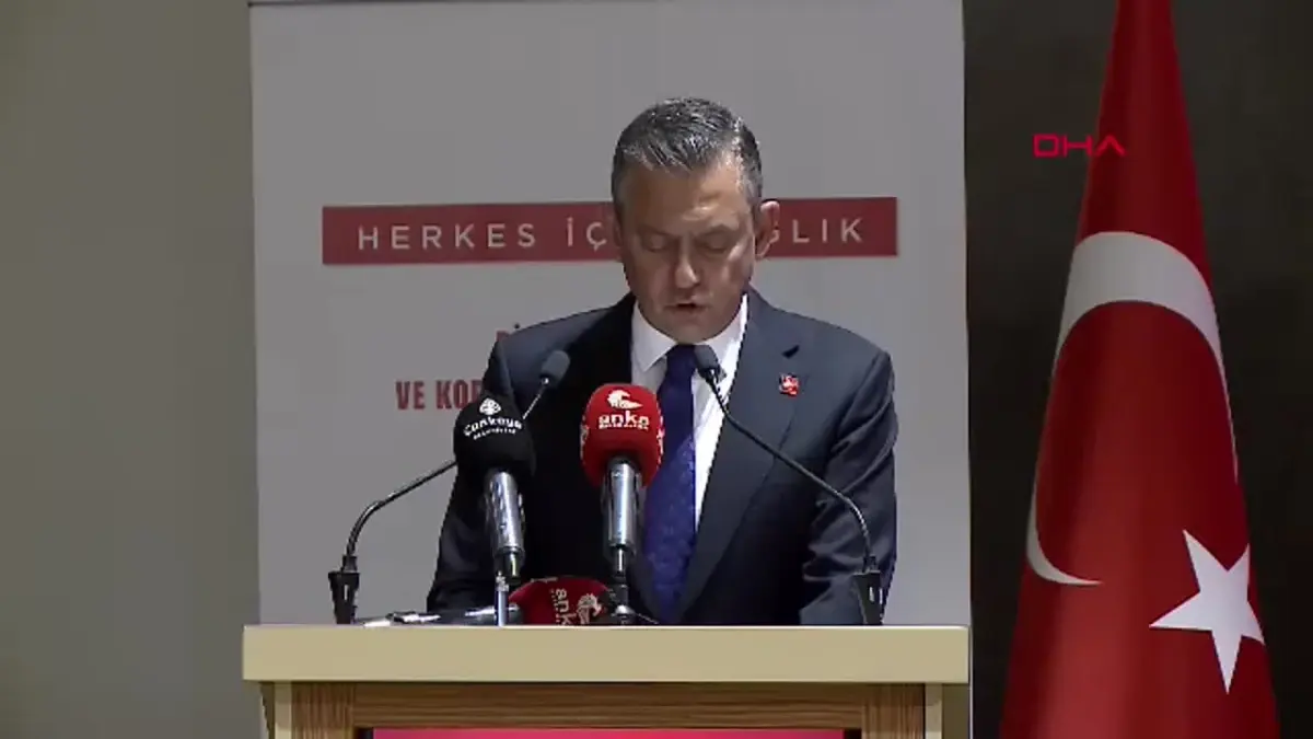 CHP Genel Başkanı Özel, Sağlık Çalıştayı'nda Konuştu