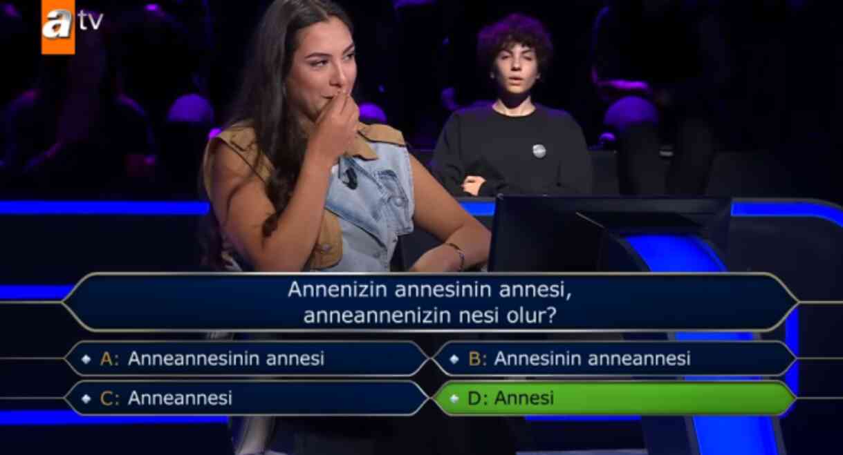 Annenizin annesinin annesi, anneannenizin nesi olur? Kim Milyoner Olmak İster yeni bölüm soru ve cevapları! Annenizin annesinin annesi, anneannenizin nesi olur? Kim Milyoner Olmak İster yeni bölüm soru ve cevapları!