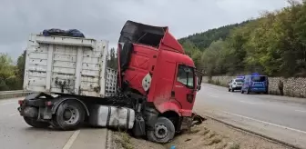 Karabük'te Trafik Kazaları: 3 Yaralı