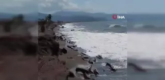 8 Yaşındaki Ezgi Kıyı Erozyonunda Hayatını Kaybetti