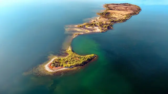 Island for sale in Konya! Selling for 9 dollars per square meter, experiencing a surge in demand.