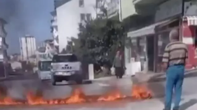 The hazelnut producer had a nervous breakdown! He poured gasoline in the middle of the road and set it on fire.