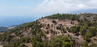 Antalya'daki Syedra Antik Kenti'nde 2000 Yıllık Sütunlar Yeniden Dikildi