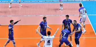 Arkas Spor, Halkbank'ı 3-0 Mağlup Ederek Şampiyon Oldu