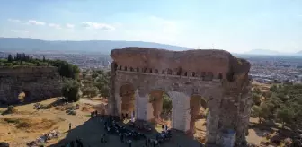 Aydın'da Meclis Toplantısı Tralleis Antik Kenti'nde Yapıldı