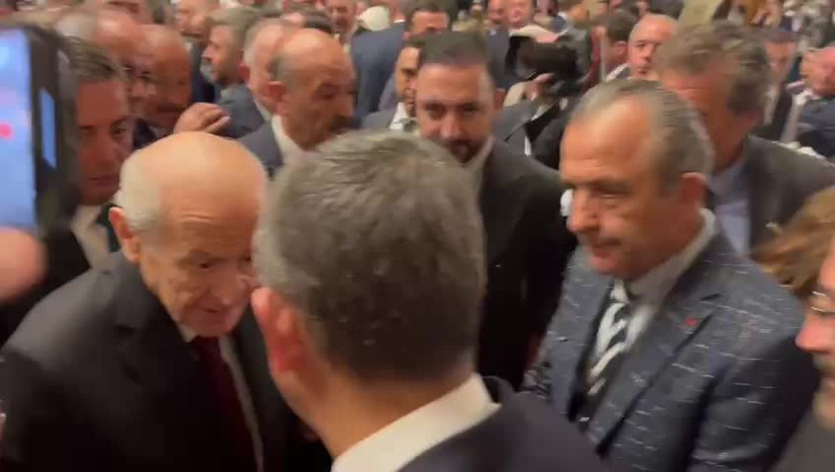 Bahçeli ve Özel TBMM Resepsiyonunda Bir Araya Geldi