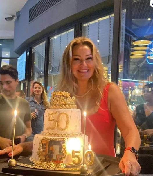 Pınar Altuğ's New Age Poses Received Great Appreciation